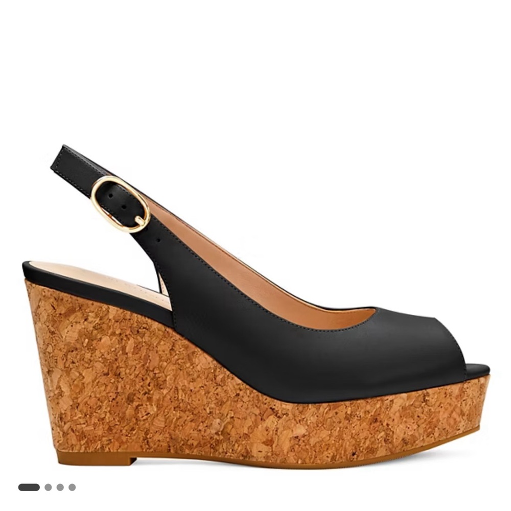 Stuart Weitzman Leather Sandal:used 3times